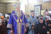 В праздник Введения во храм Пресвятой Богородицы владыка Артемий совершил Божественную литургию 4 декабря 2023 года
